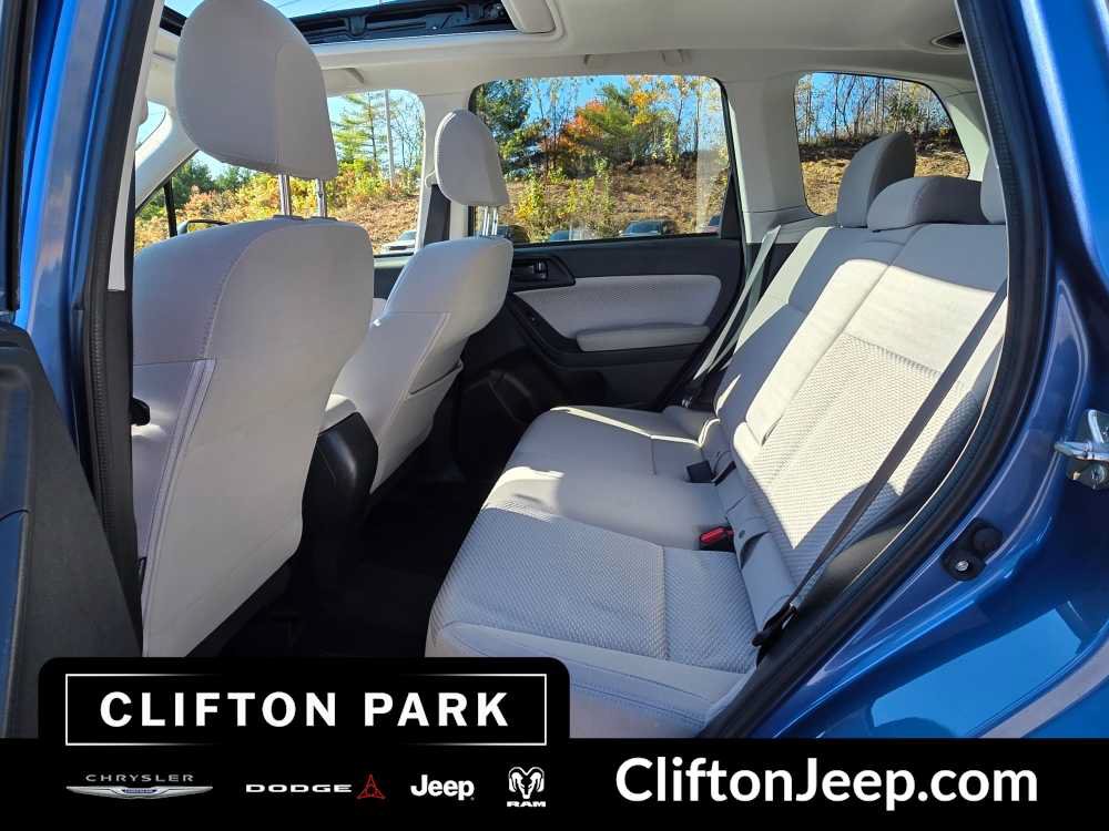 Used 2018 Subaru Forester 2.5i Premium w/ All-Weather Package AWD/4WD image 13