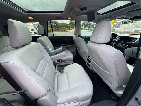Used 2022 Honda Pilot Elite image 15