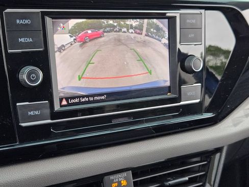 Certified 2023 Volkswagen Taos S FWD image 21