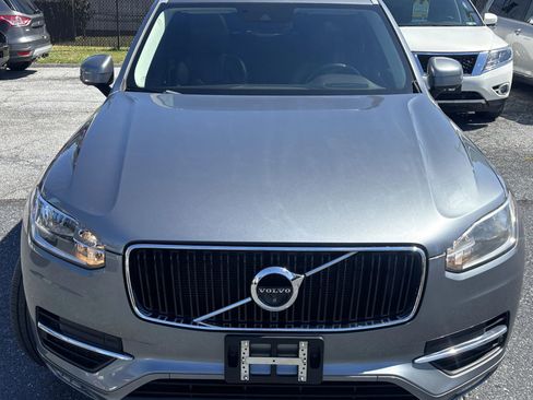 Used 2016 Volvo XC90 T6 Momentum image 2