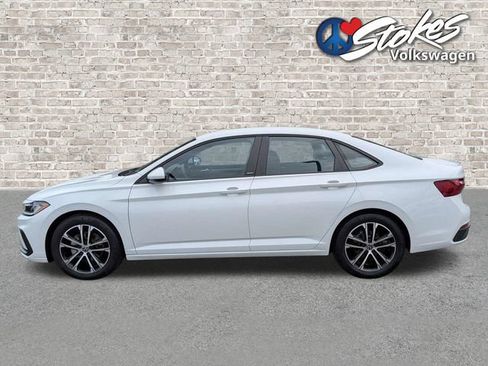 Certified 2026 Volkswagen Jetta Sport FWD image 7