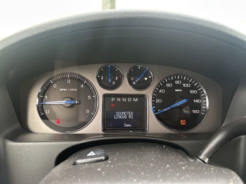 Used 2007 Cadillac Escalade AWD w/ Information Package image 6