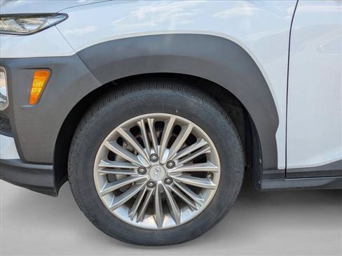 Used 2018 Hyundai Kona SEL w/ SEL Tech Package 02 FWD image 14