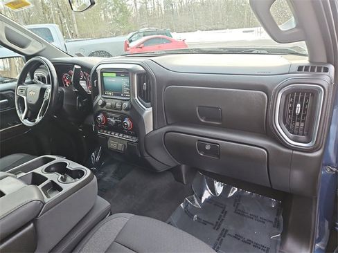 Certified 2022 Chevrolet Silverado 1500 LT w/ Safety Package image 28