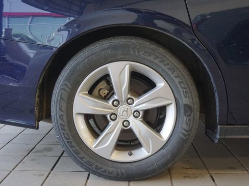 Used 2018 Honda Odyssey EX-L image 30