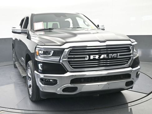 Used 2023 RAM 1500 Laramie AWD/4WD image 9