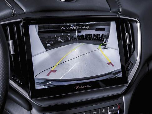 Used 2024 Maserati Ghibli Trofeo image 23