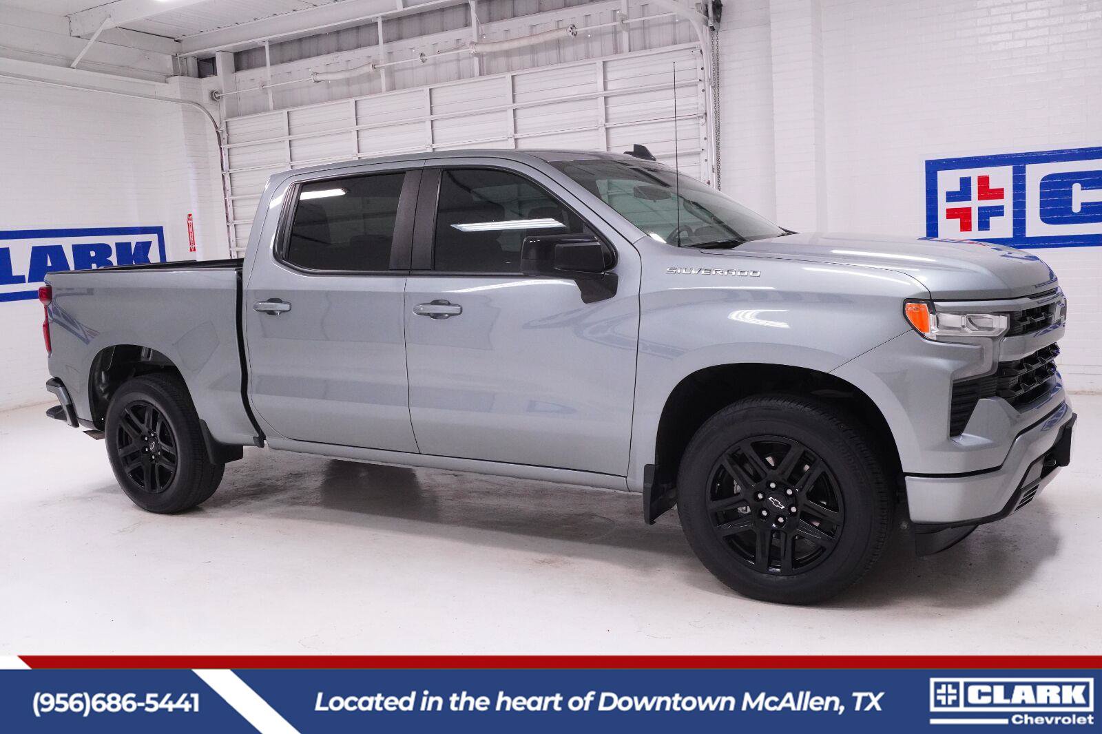 Used 2023 Chevrolet Silverado 1500 RST RWD image 5