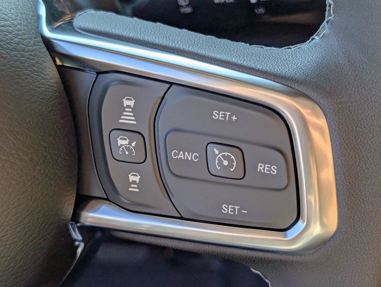 New 2027 Jeep Wrangler Unlimited Sahara AWD/4WD image 28