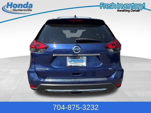 Used 2017 Nissan Rogue SL w/ SL Premium Package image 7