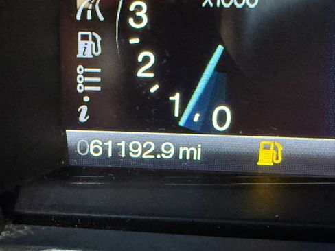 Used 2013 Lincoln MKS FWD image 27