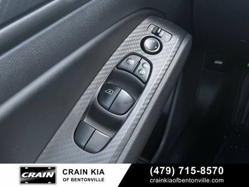 Used 2024 Nissan Altima 2.5 S FWD image 10