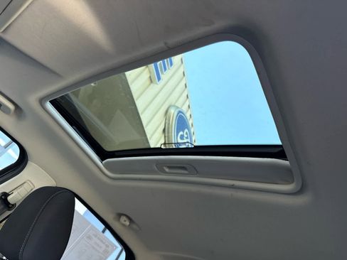 Used 2021 Ford EcoSport SE image 5