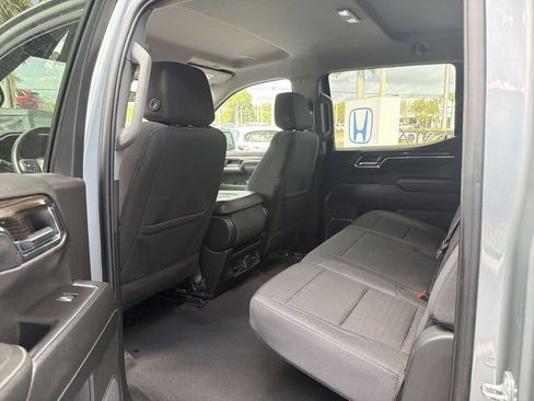 Used 2024 Chevrolet Silverado 1500 LT w/ Protection Package RWD image 26