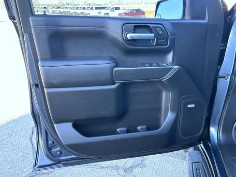 Used 2021 GMC Sierra 1500 AT4 w/ AT4 Premium Package image 9