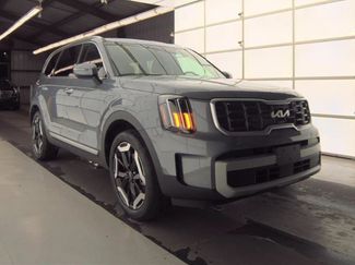 Used 2025 Kia Telluride S video 1