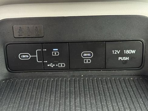 Used 2024 Hyundai Kona SEL AWD/4WD image 20