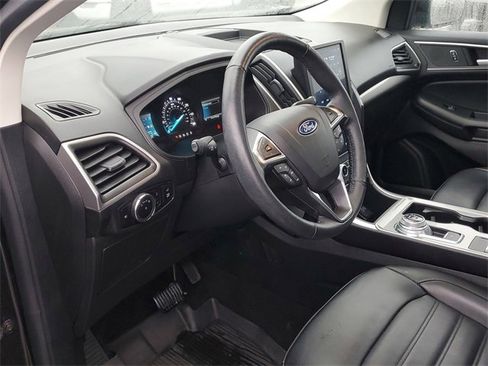 Certified 2024 Ford Edge SEL w/ Convenience Package image 12