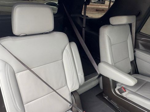 Used 2021 Chevrolet Tahoe LT image 37