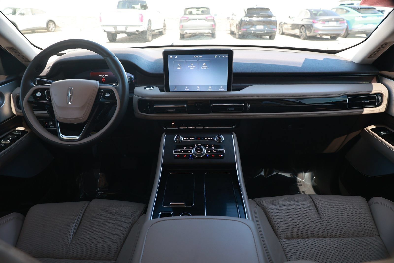 Used 2024 Lincoln Aviator Reserve w/ Equipment Group 201A AWD/4WD image 27