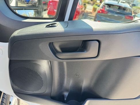 Used 2023 RAM ProMaster 2500 FWD image 24