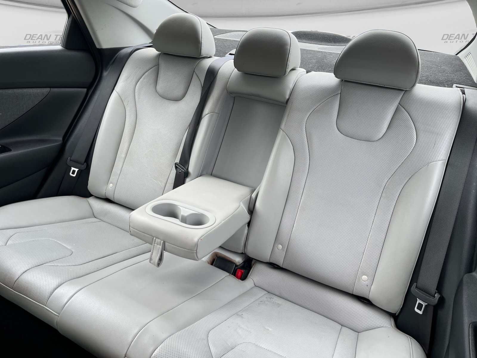 Used 2021 Hyundai Elantra Limited w/ Cargo Package FWD image 15