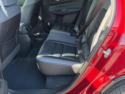 Used 2024 Honda Prologue Touring image 11