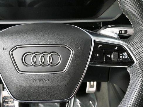 Used 2024 Audi SQ8 e-tron Premium Plus w/ Black Optic Package AWD/4WD image 12