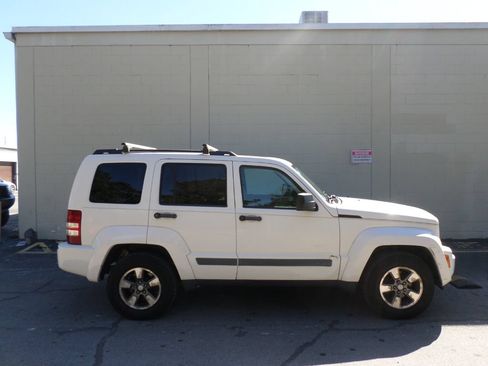 Used 2008 Jeep Liberty Sport w/ Popular Equipment Group RWD image 1