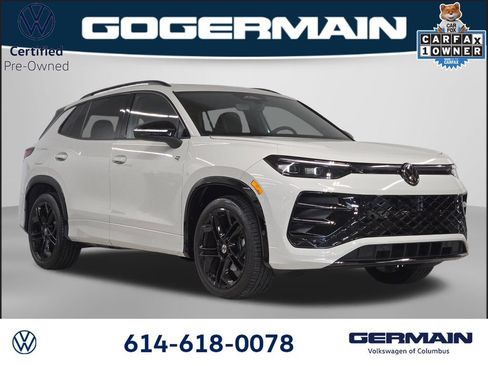 Certified 2025 Volkswagen Tiguan SE R-Line FWD image 4