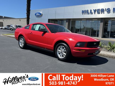 Used 2007 Ford Mustang Premium RWD image 1
