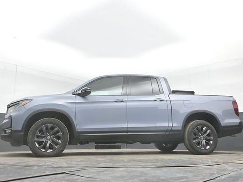 Used 2023 Honda Ridgeline Sport image 31