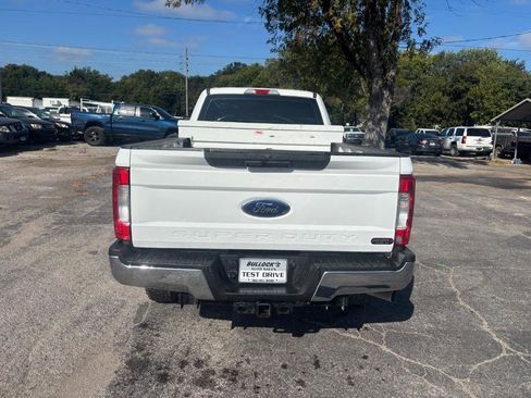 Used 2019 Ford F250 XL w/ Power Equipment Group image 4