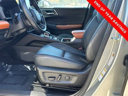 Used 2022 Mitsubishi Outlander SEL image 9