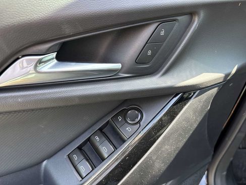 New 2026 Chevrolet Equinox LT w/ Safety and Technology Package FWD image 23