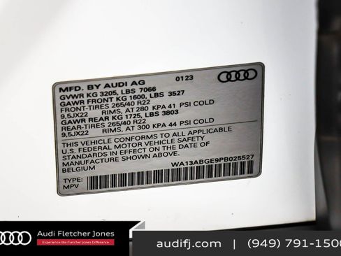 Used 2023 Audi e-tron Prestige w/ Prestige Package image 25