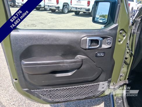 Used 2023 Jeep Gladiator Sport AWD/4WD image 21