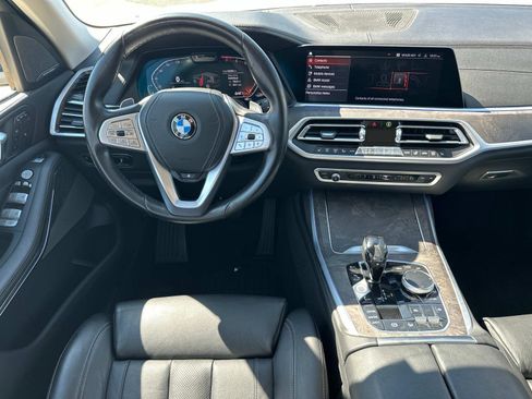 Used 2019 BMW X7 xDrive40i w/ Premium Package image 2