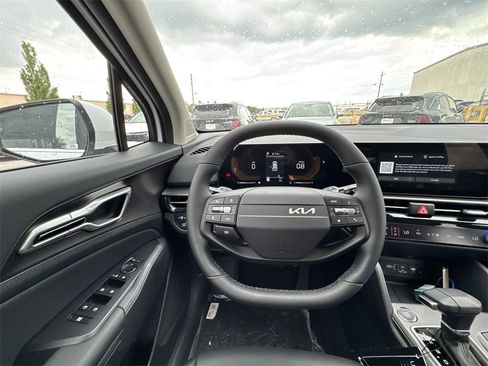 New 2026 Kia Sportage EX image 14