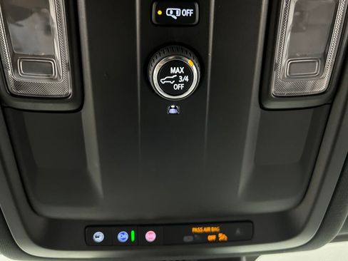 Used 2025 Chevrolet Tahoe Z71 image 66