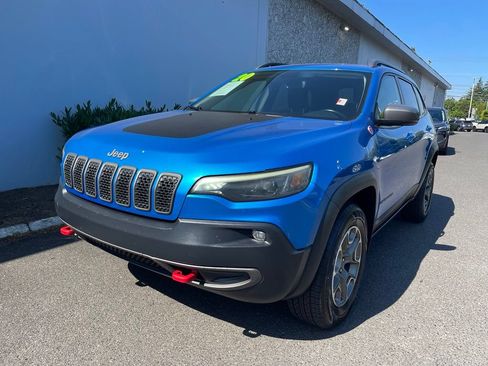 Used 2020 Jeep Cherokee Trailhawk w/ Comfort/Convenience Group AWD/4WD image 2
