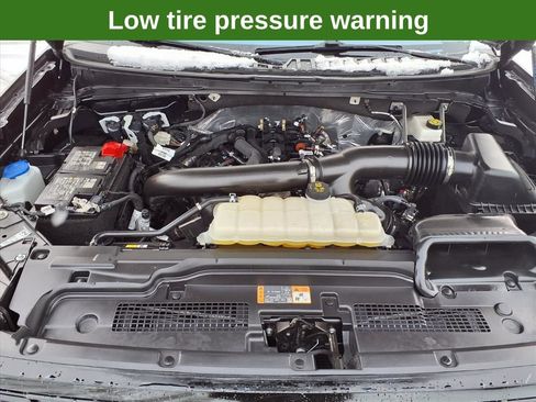 Used 2025 Ford Expedition Active image 40