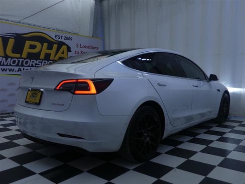 Used 2020 Tesla Model 3 Performance image 6