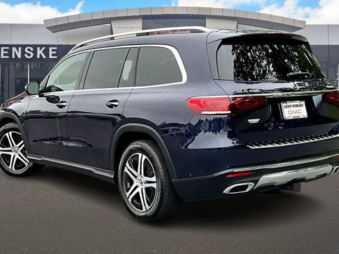 Used 2021 Mercedes-Benz GLS 450 4MATIC image 10