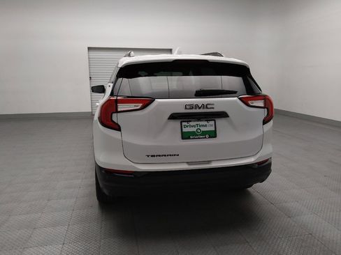 Used 2023 GMC Terrain SLE w/ Driver Convenience Package image 6