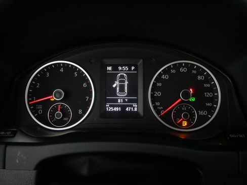 Used 2013 Volkswagen Tiguan SEL AWD/4WD image 21