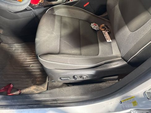 Used 2022 Chevrolet TrailBlazer LT w/ Convenience Package image 31