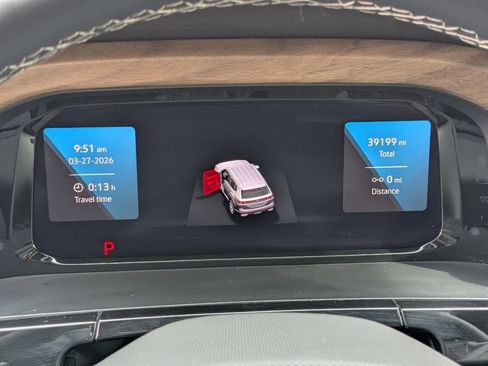 Used 2025 Volkswagen Atlas SE image 20