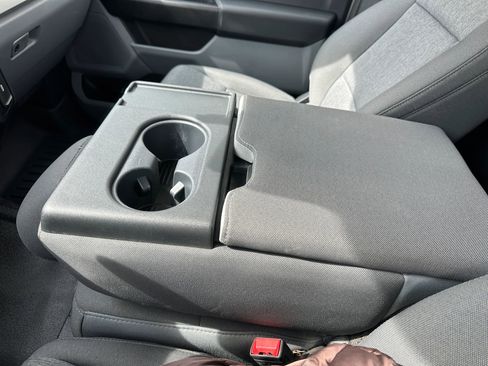 Used 2024 Ford F550 4x4 Regular Cab Super Duty image 26