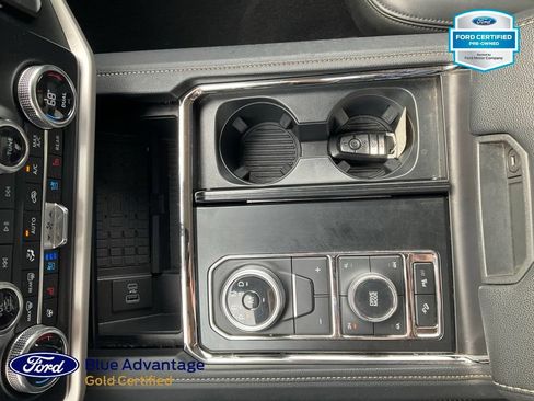 Used 2024 Ford Expedition XLT AWD/4WD image 11